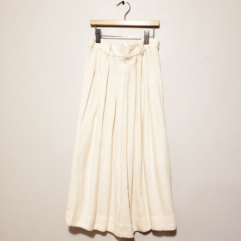 Forever 21 Cream Skirt